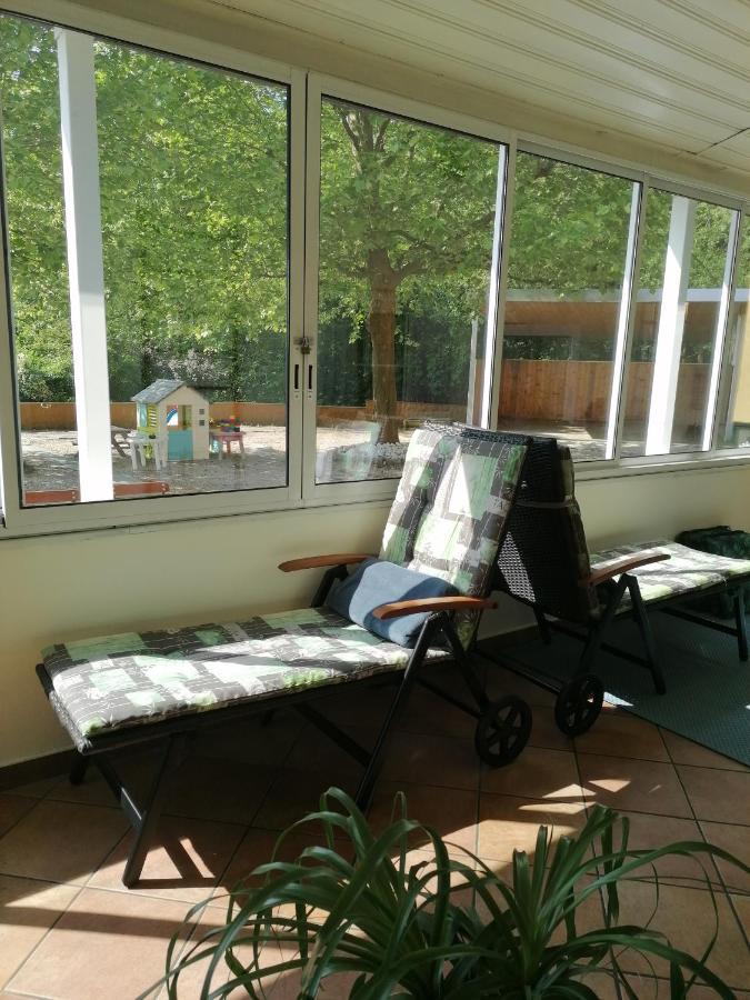 Ferienwohnung Schuhmann Mit Wintergarten Und Garten Therme Aquapulco Und Ikuna Erlebnispark, Zoo Schmiding 20 Min Mit Auto Entfernt Ab 3 Naechte Buchbar Hinzenbach Ngoại thất bức ảnh